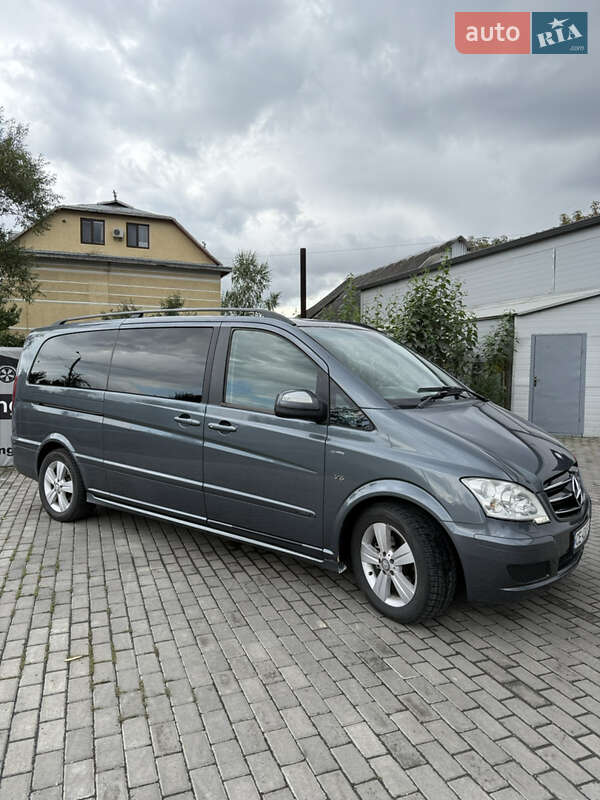 2011 mercedes-benz viano