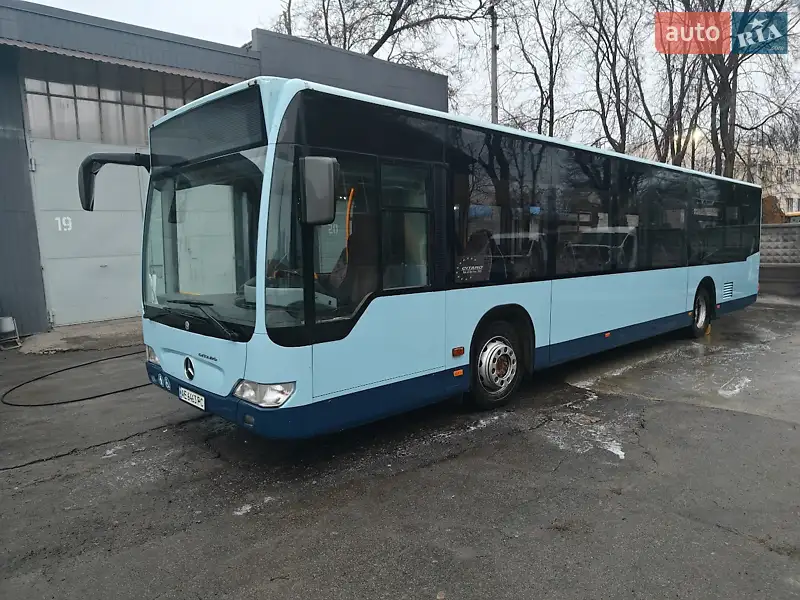 2006 mercedes-benz o-530