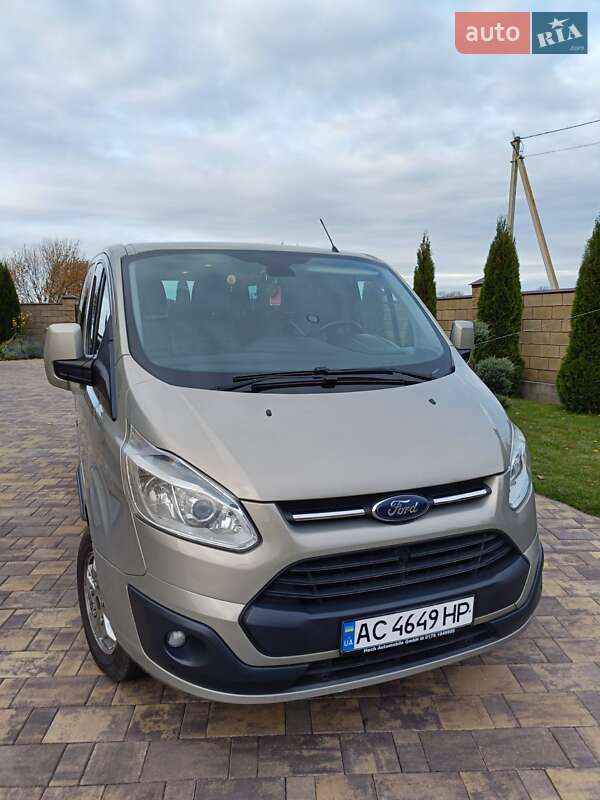 2013 ford tourneo custom