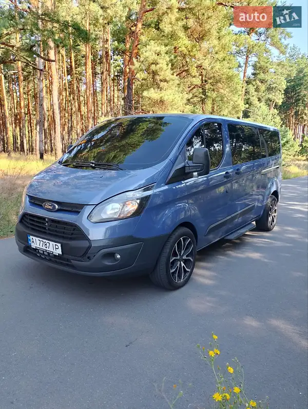 2017 ford tourneo