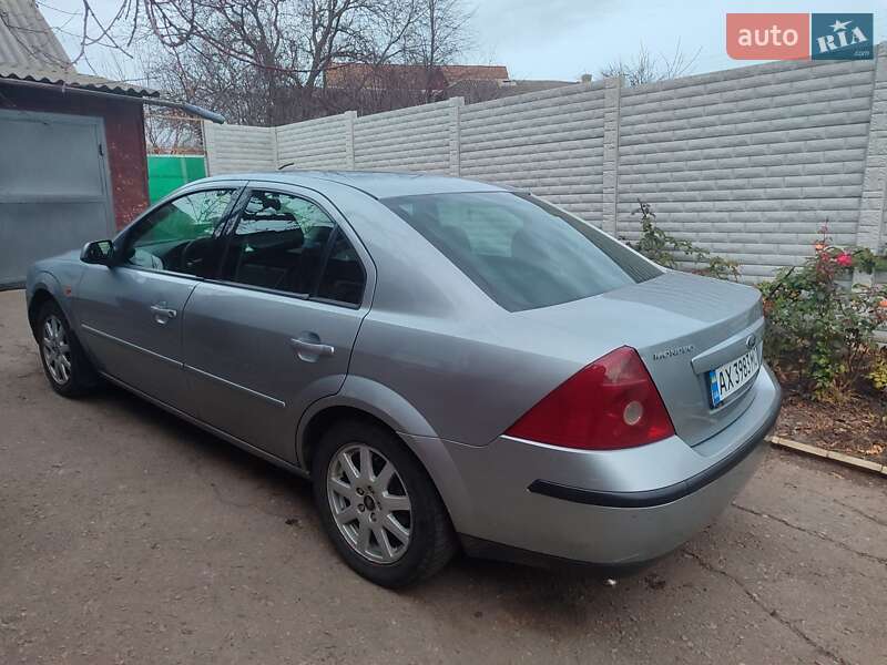 2003 ford mondeo