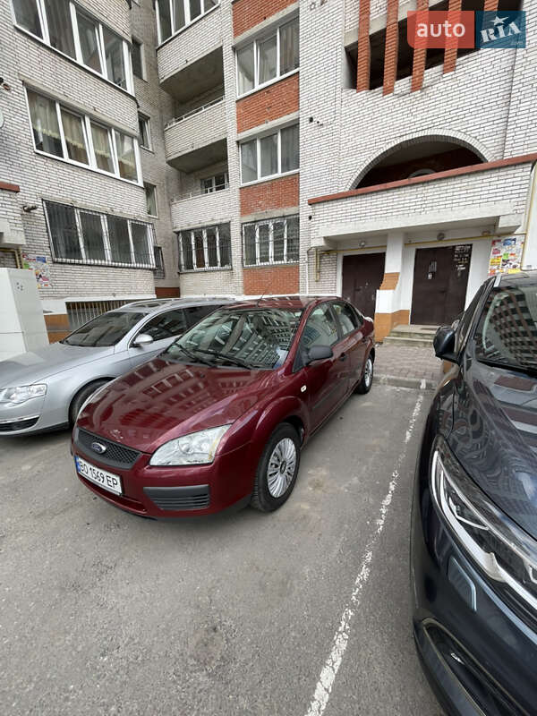 2005 ford focus