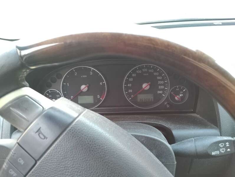 2004 ford mondeo