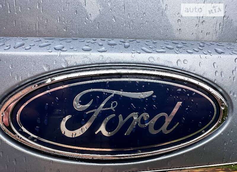 2004 ford mondeo