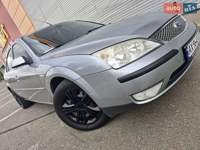 2004 ford mondeo