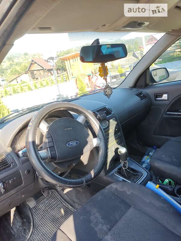 2004 ford mondeo