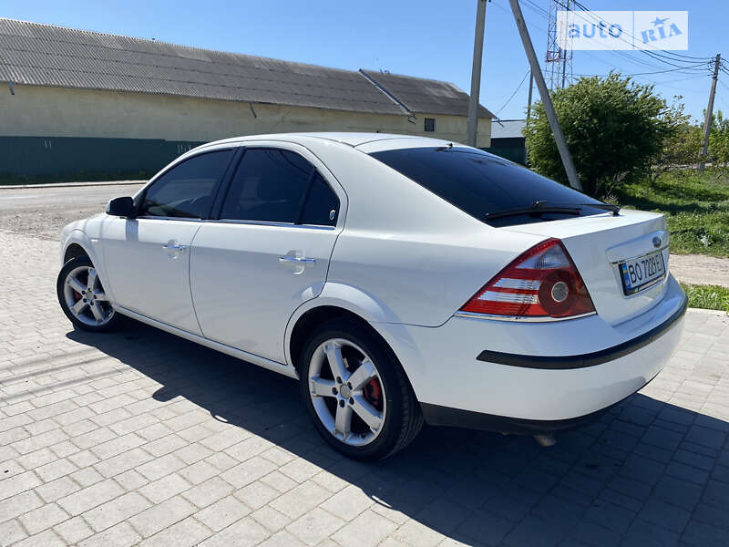2004 ford mondeo