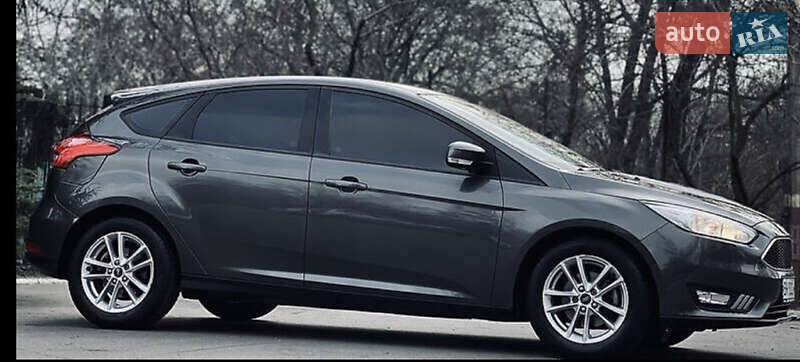 2016 ford focus