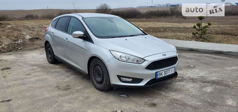 2016 ford focus