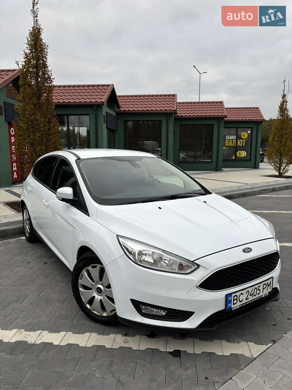 2016 ford focus