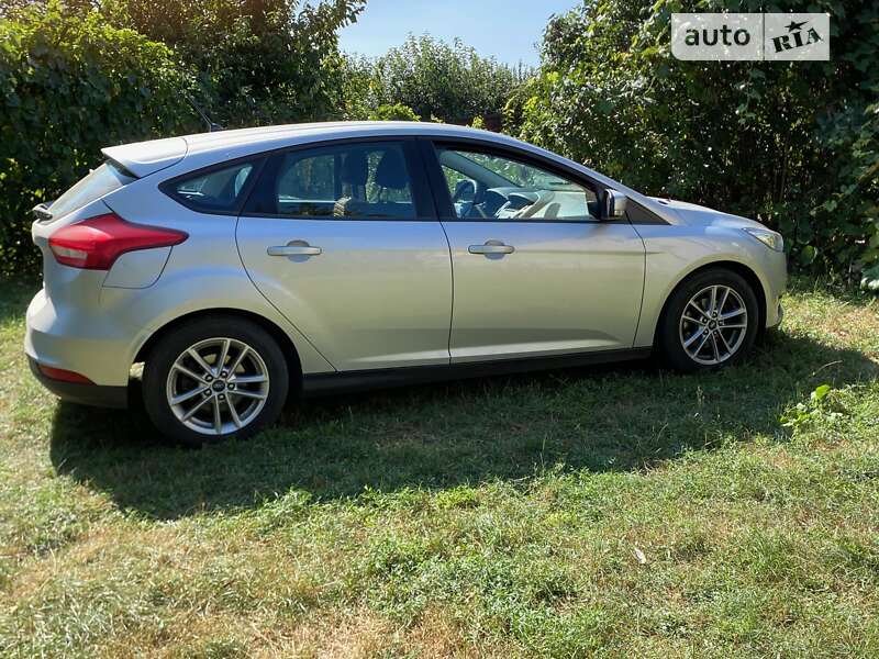 2017 ford focus