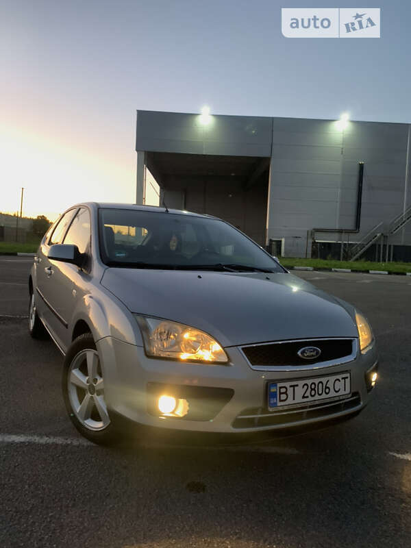 2004 ford focus
