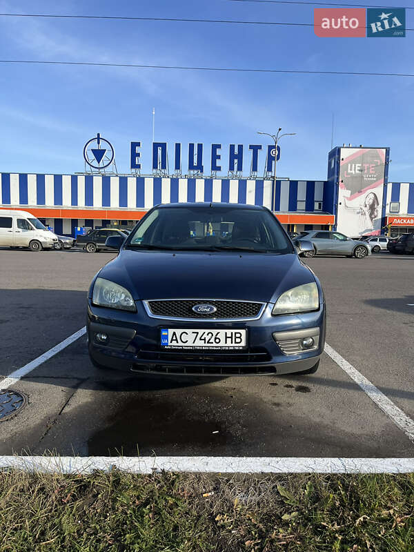 2005 ford focus