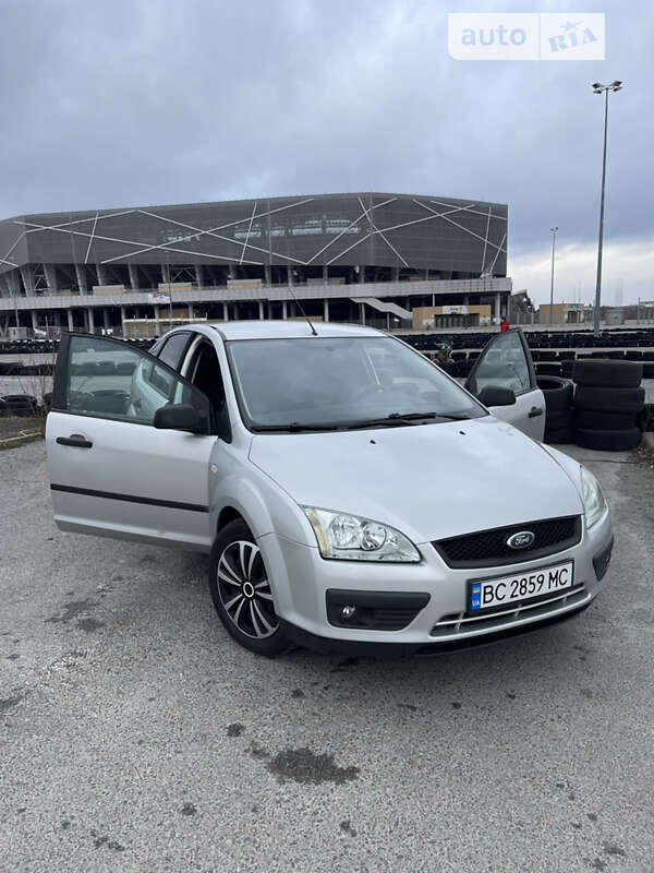 2005 ford focus