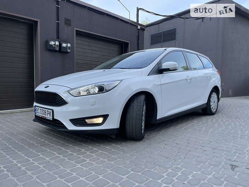 2016 ford focus