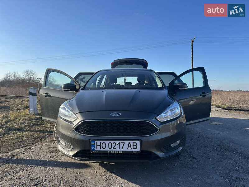 2017 ford focus