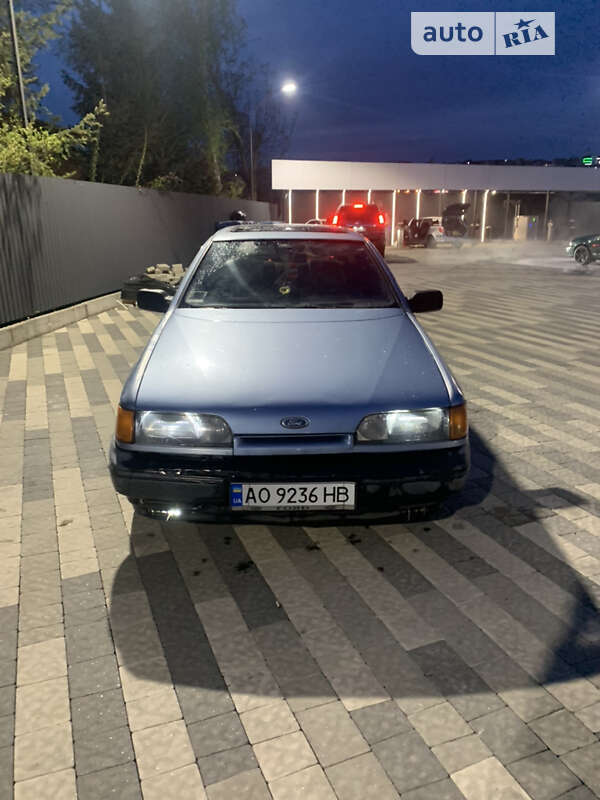 1986 ford scorpio