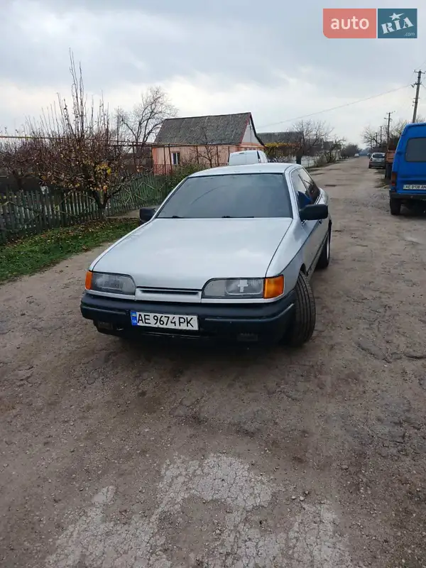1987 ford scorpio