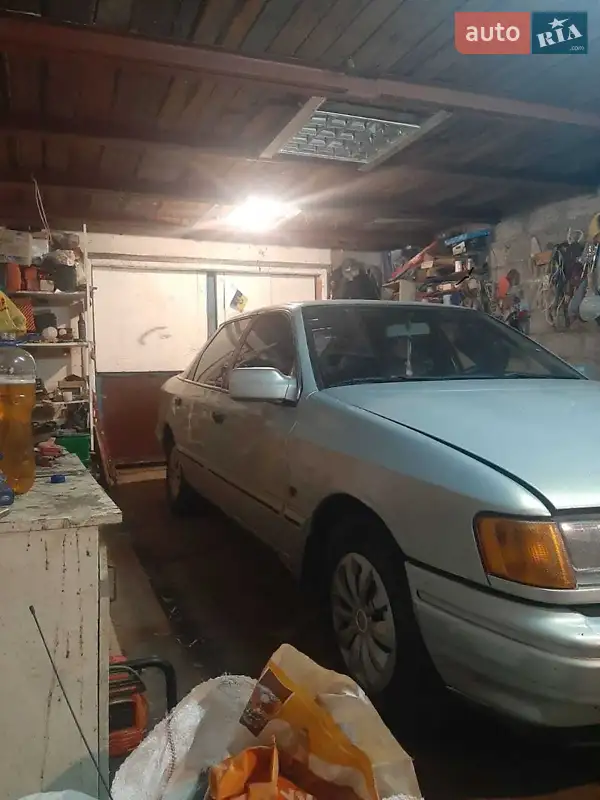 1988 ford scorpio
