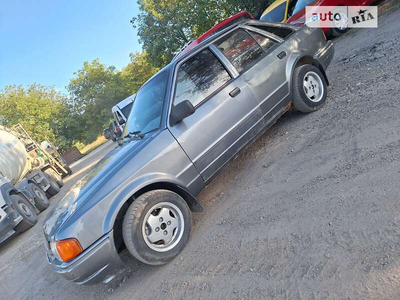 1989 ford escort