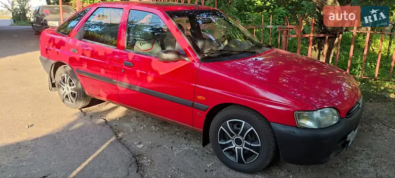 1995 ford escort