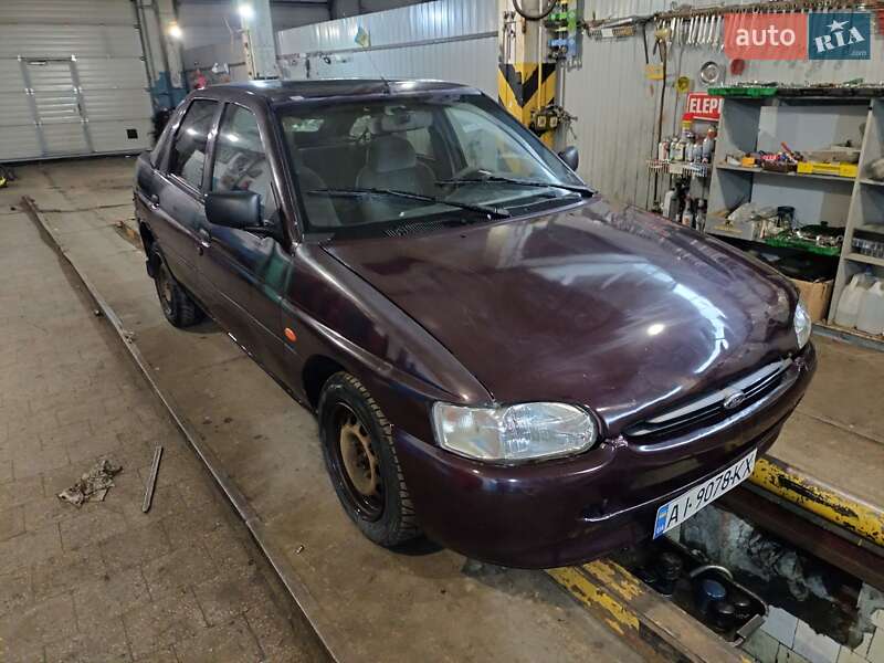 1995 ford escort