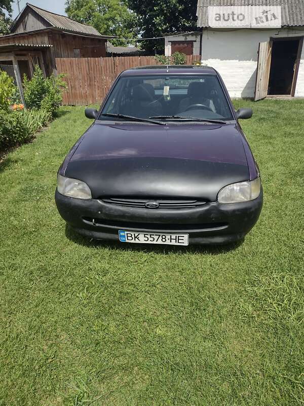 1996 ford escort