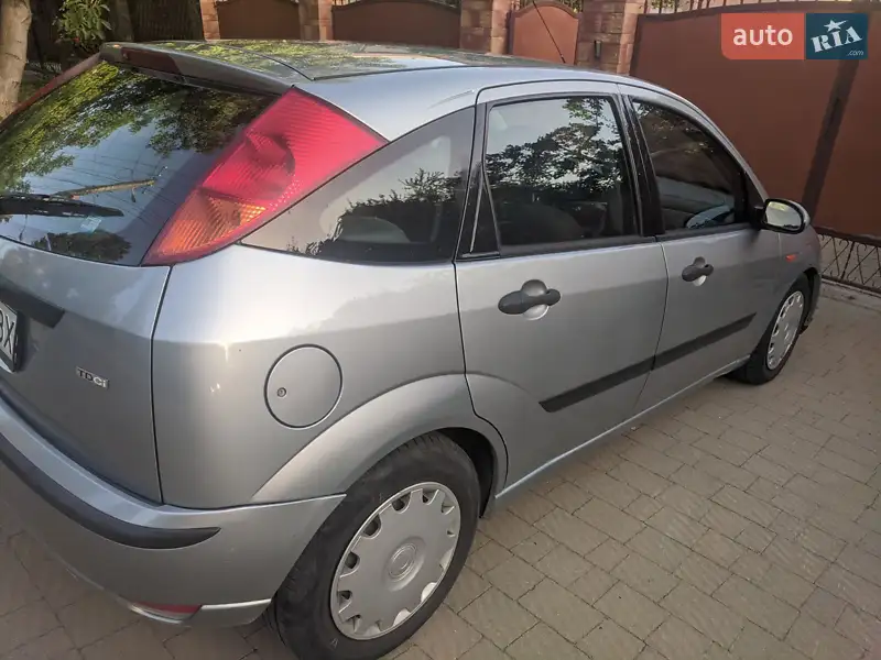 2004 ford focus