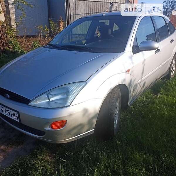 2000 ford focus