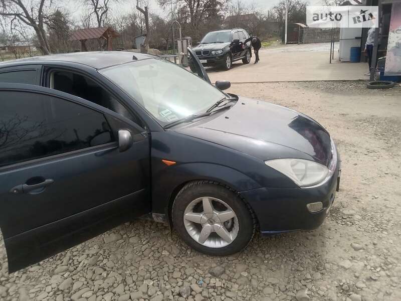 2000 ford focus