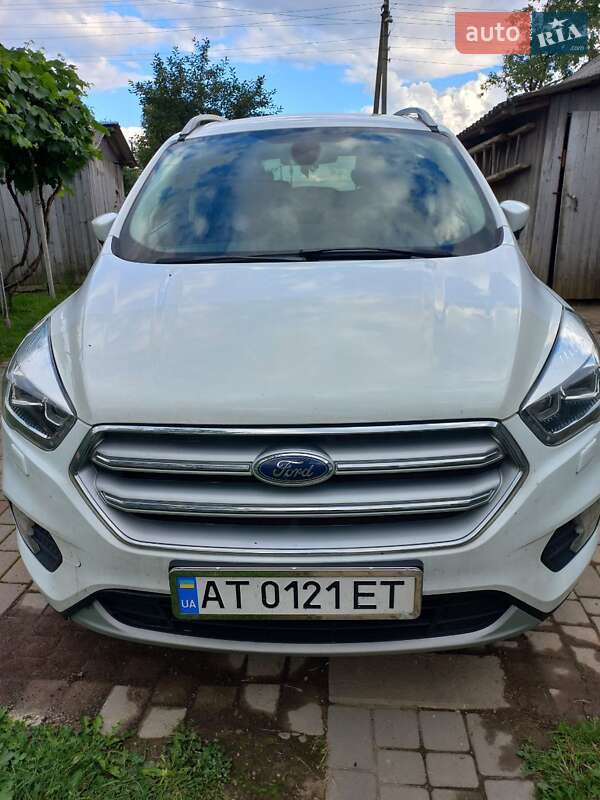 2019 ford kuga