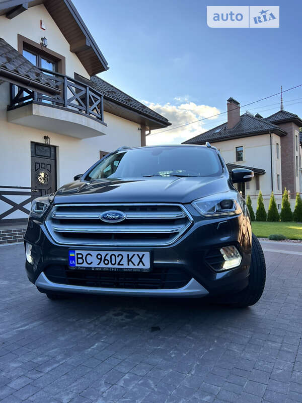 2019 ford kuga