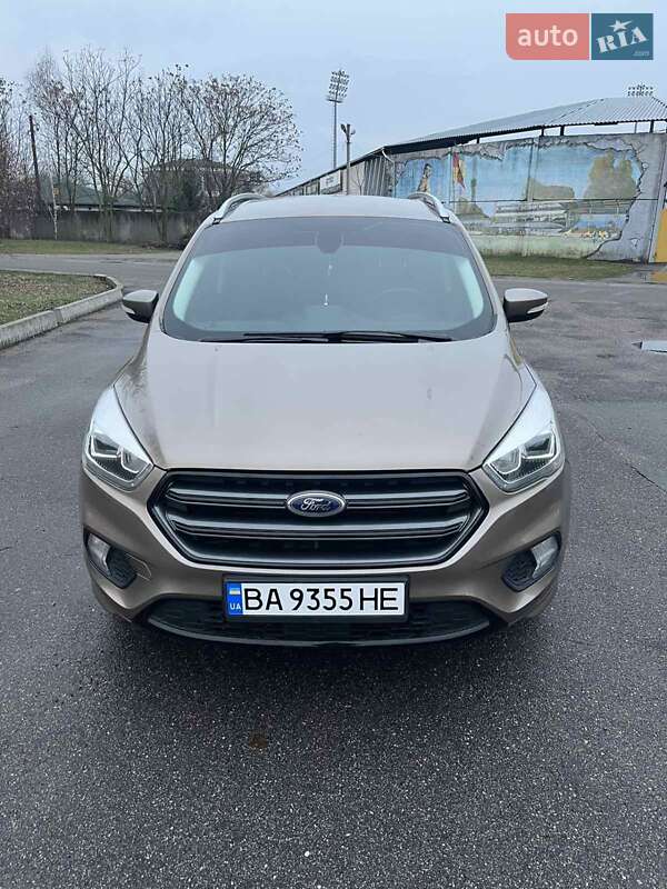 2019 ford kuga
