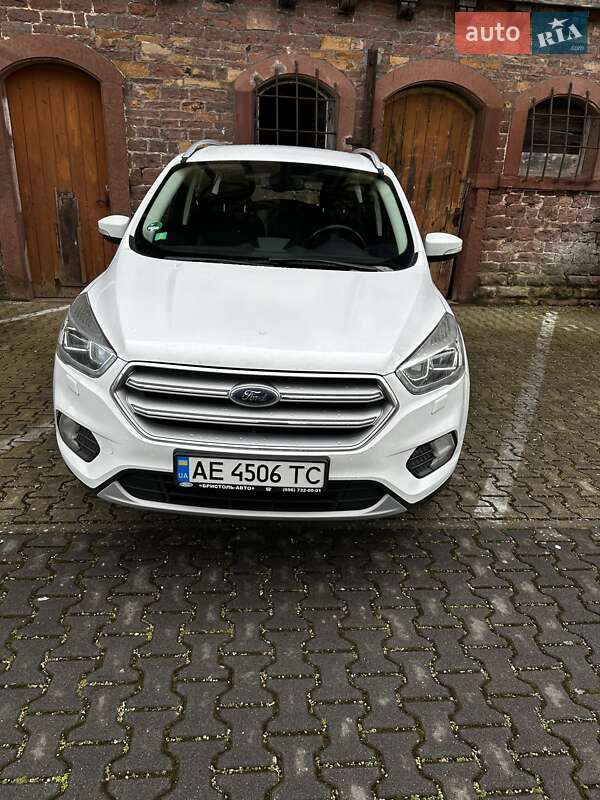 2019 ford kuga