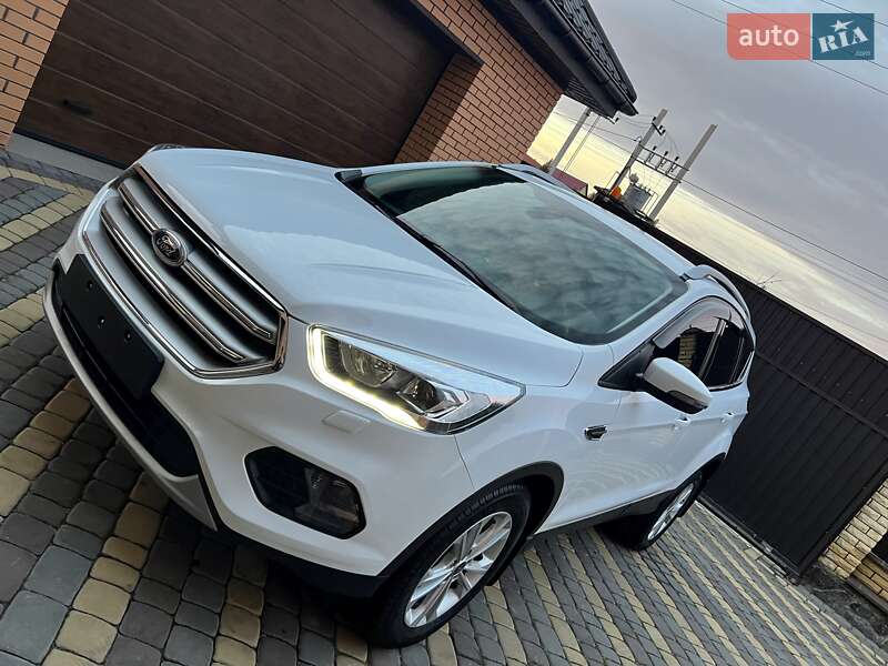 2019 ford kuga