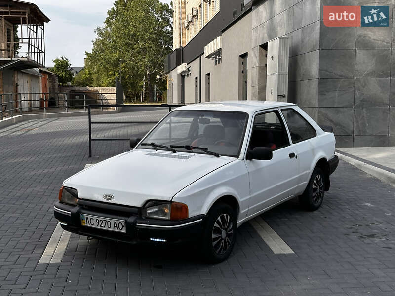 1987 ford escort