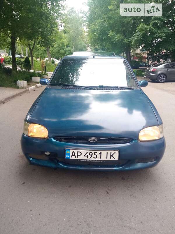 1995 ford escort