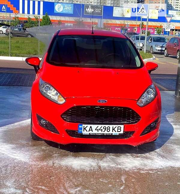 2013 ford fiesta