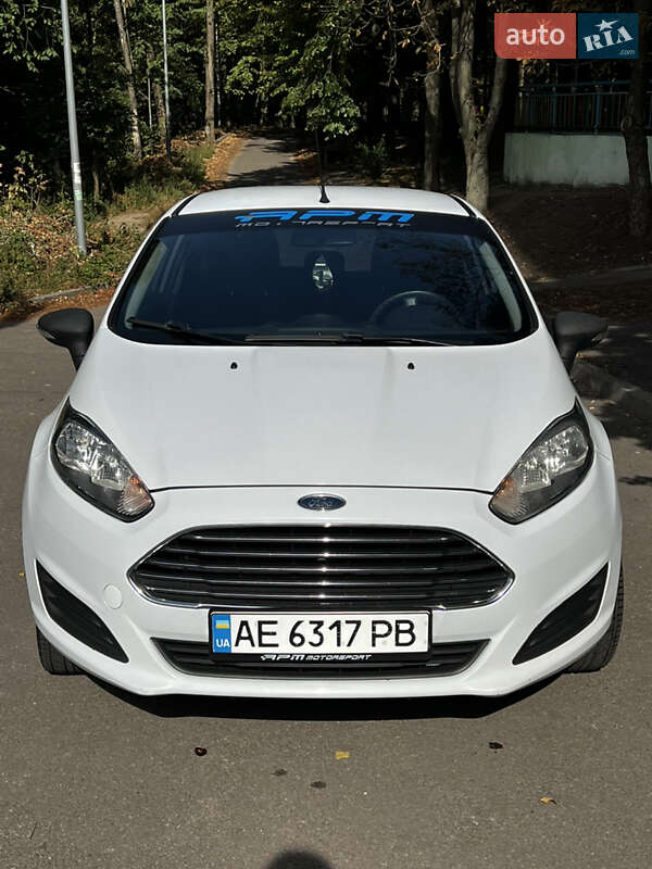 2013 ford fiesta