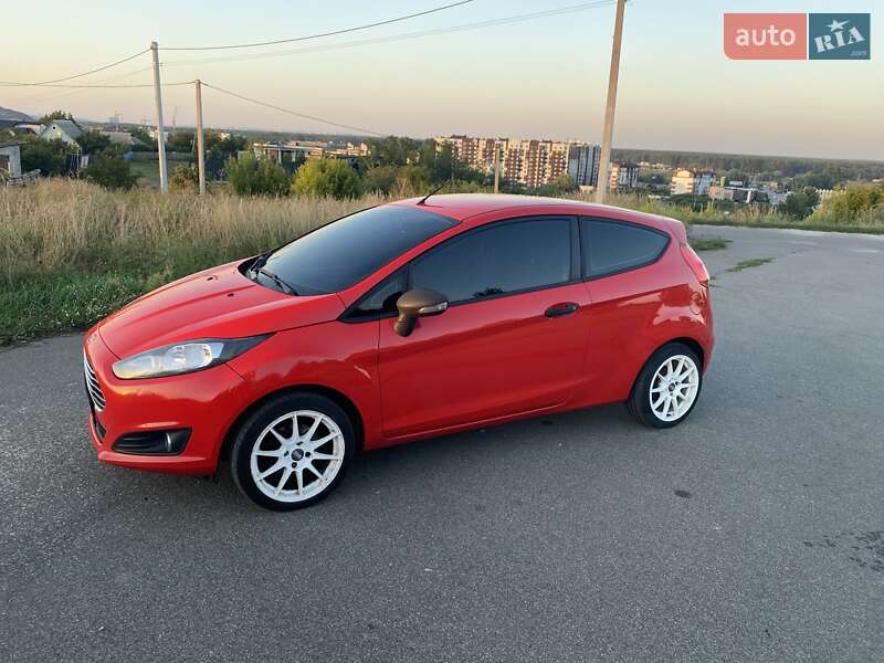2013 ford fiesta