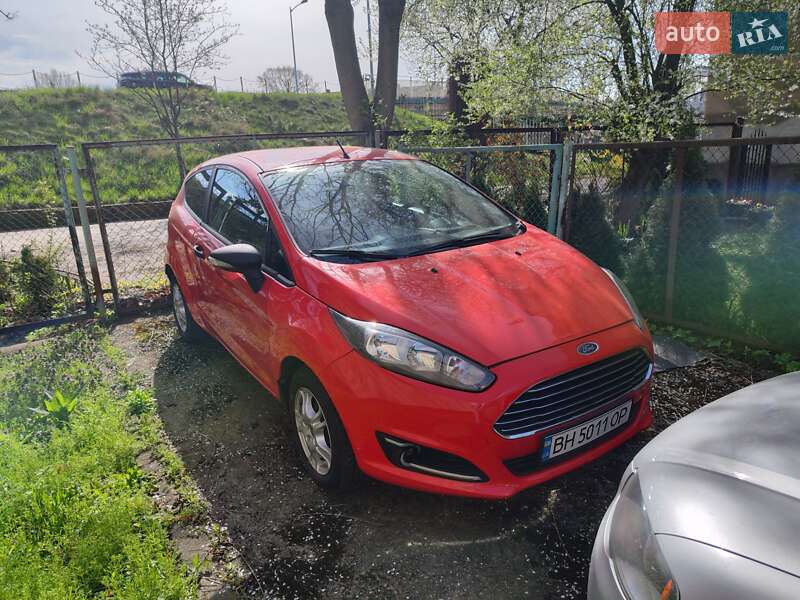 2013 ford fiesta