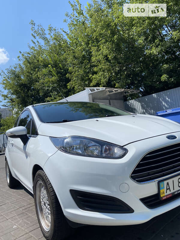 2014 ford fiesta