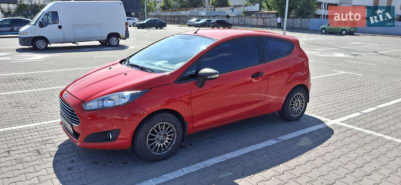 2014 ford fiesta