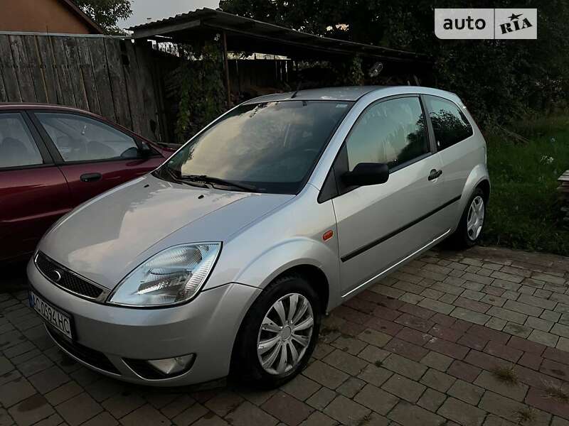 2004 ford fiesta