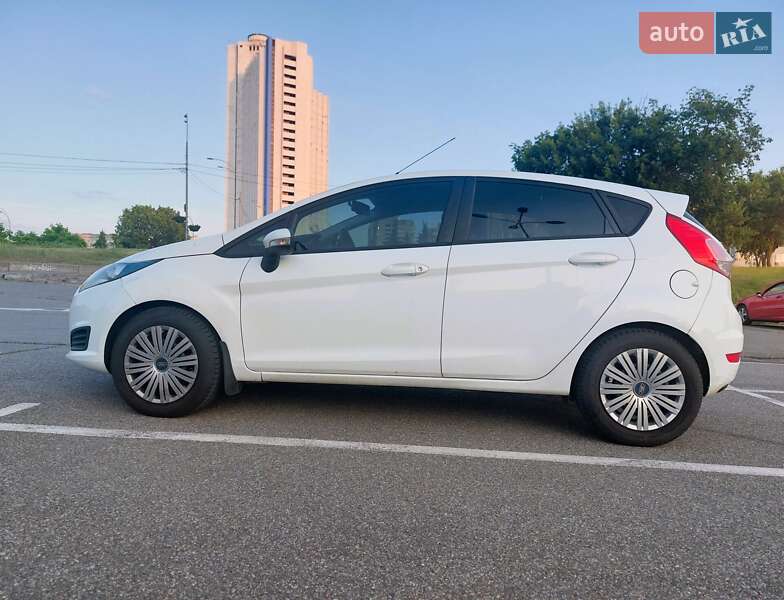 2012 ford fiesta
