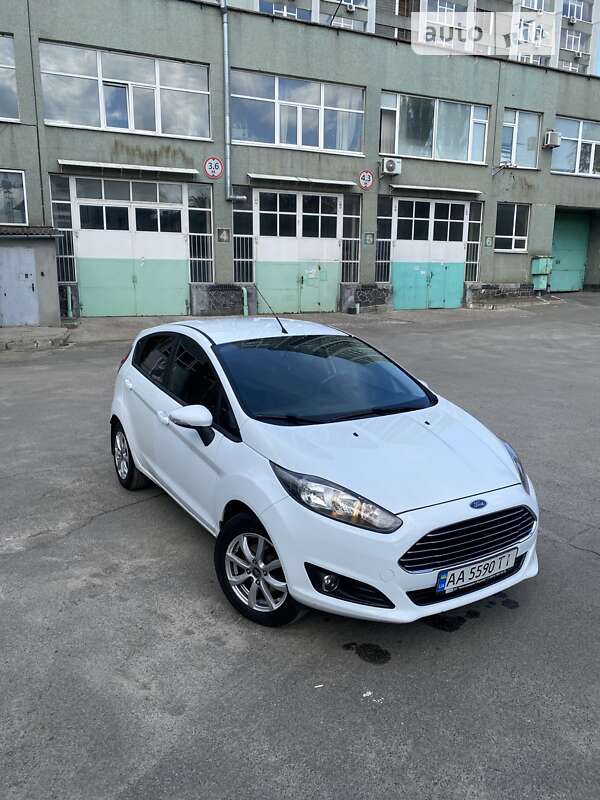 2013 ford fiesta