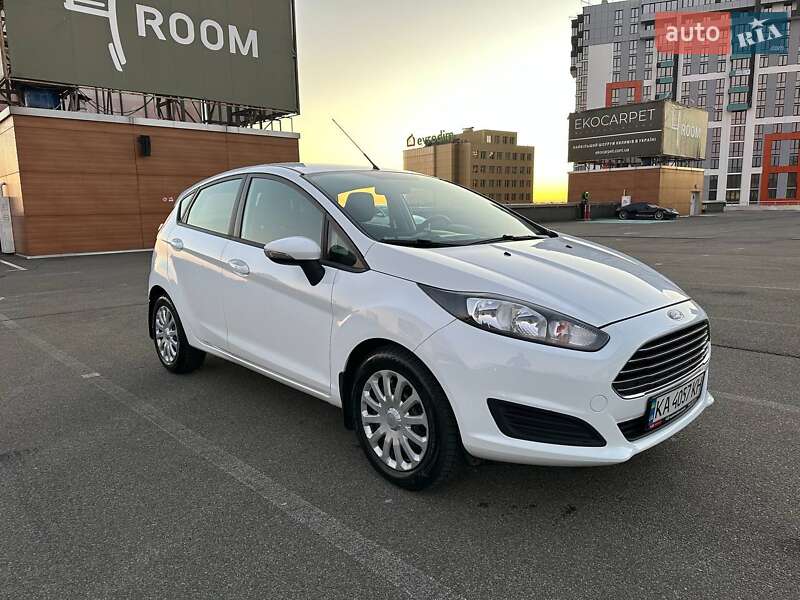 2013 ford fiesta