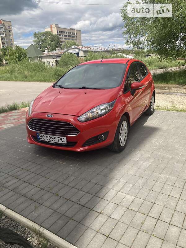 2013 ford fiesta