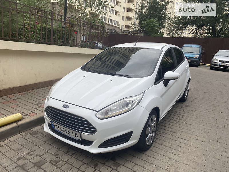 2013 ford fiesta
