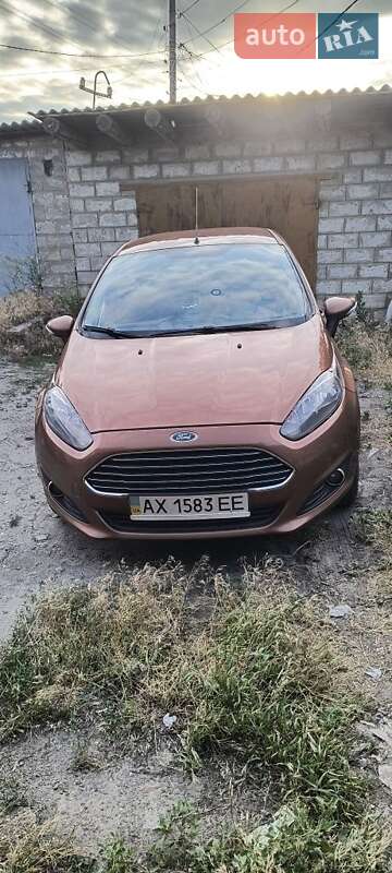 2013 ford fiesta